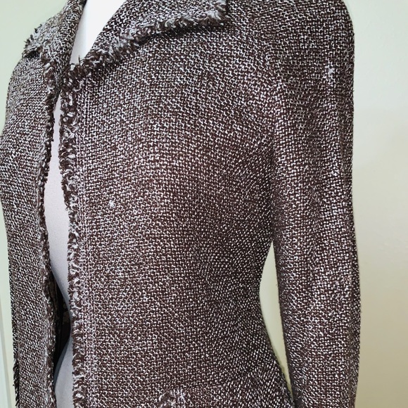 PRE-OWNED ANNE KLEIN BEAUTIFUL JACKET, SIZE 4 - Picture 2 of 8